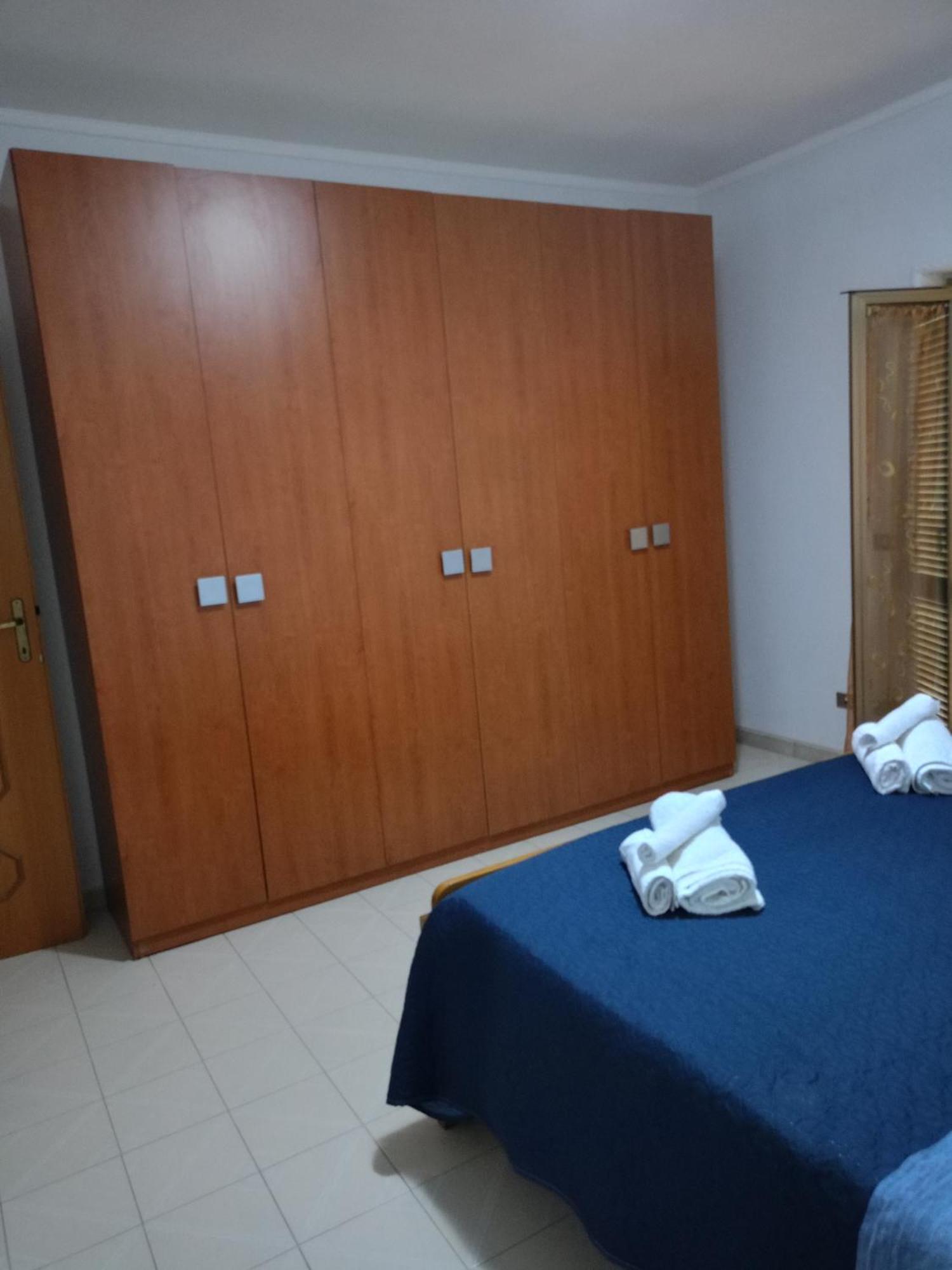 Alexia B&B Pesche Bagian luar foto